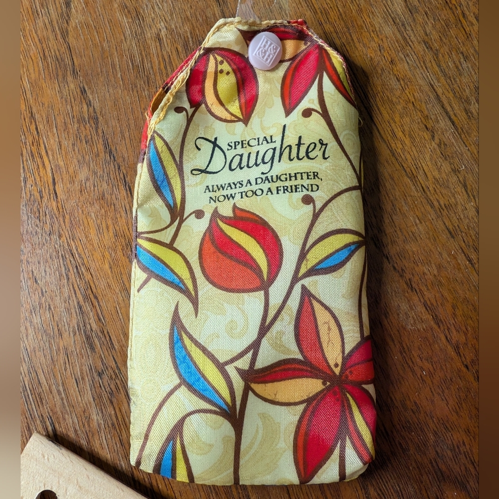 Mary Frances beaded Purse With Duster - Picture 8 of 15